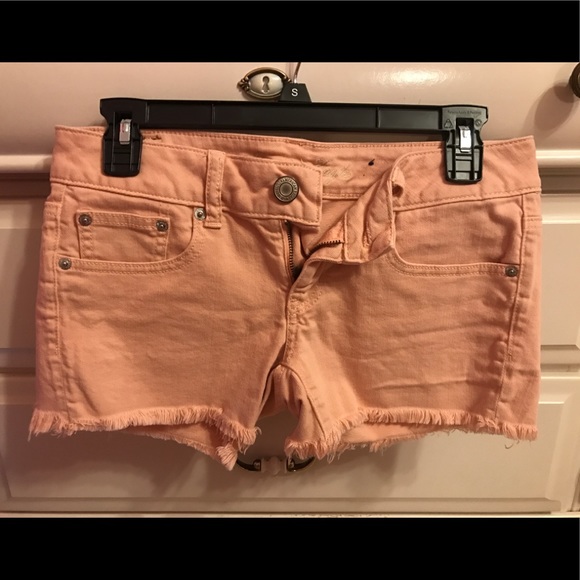AE Fringed Shorts - Picture 1 of 3
